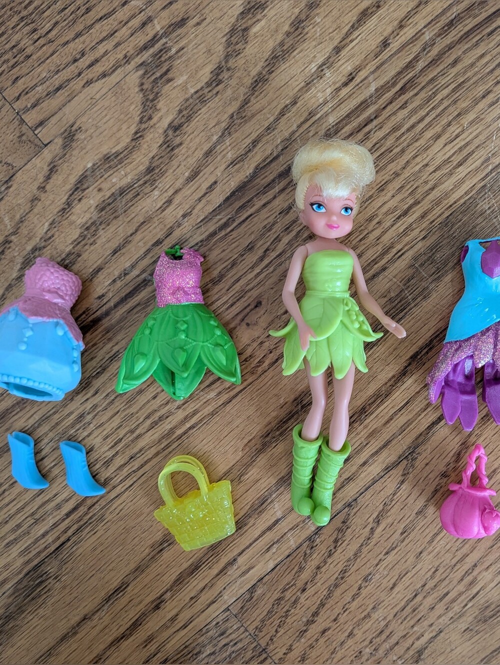 Rare Disney fairies tinkerbell Doll with Dresses and Accessories Polly pocket